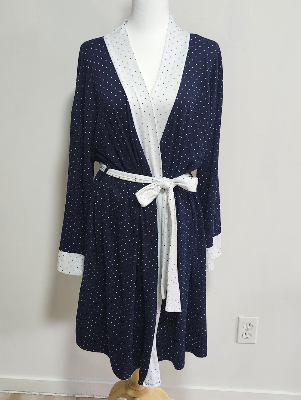 Flora Nikrooz Polka Dot Contrast Trim Robe - Navy & White